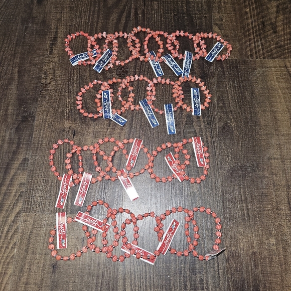Trrtlz Christmas Beaded Bracelets - Picture 1 of 3